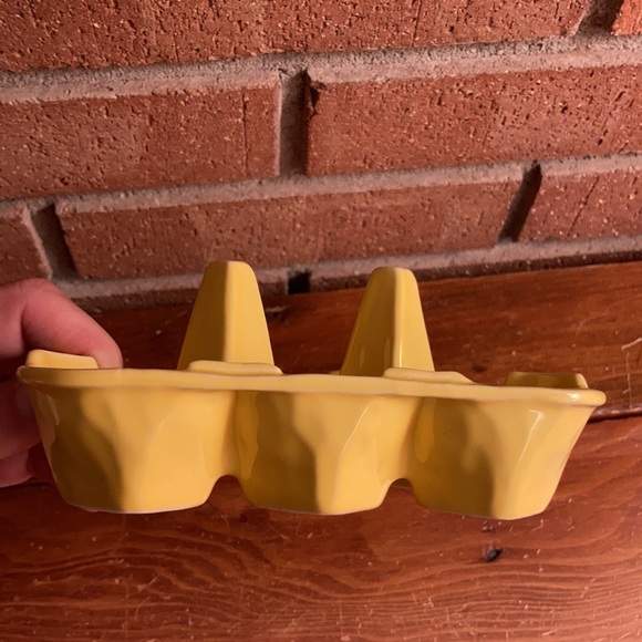 Anthropologie Biscuit Ceramic egg containers (2) - Picture 11 of 16